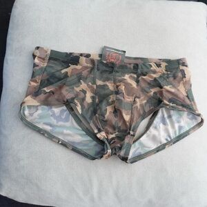 Men's Camo Boxer Briefs - Green Camo